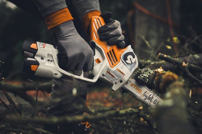SCIE DE JARDIN STIHL GTA 40